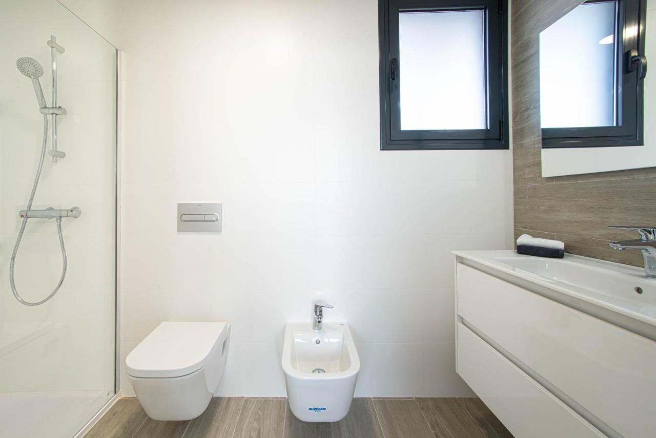 דירות אליקאנטה Modern Sea Front Jacuzzi Blue Sky מראה חיצוני תמונה