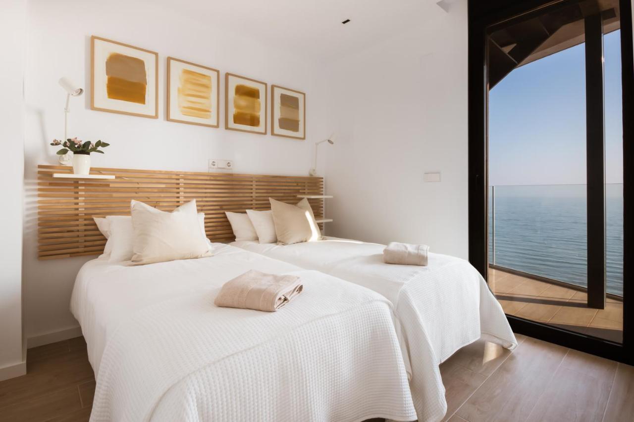 דירות אליקאנטה Modern Sea Front Jacuzzi Blue Sky מראה חיצוני תמונה